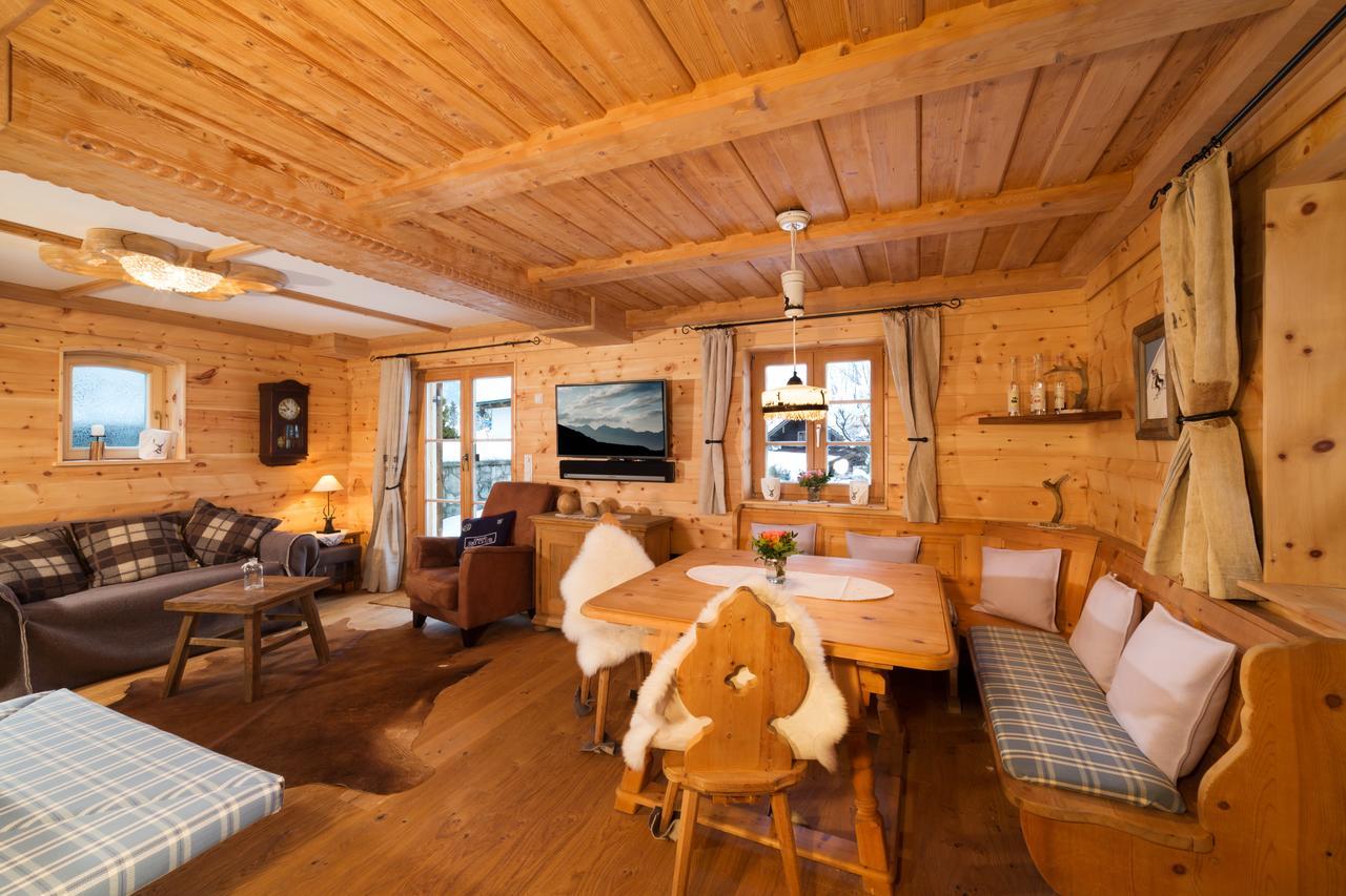 Mein Chalet ไรท์อิมวิงเคอ ภายนอก รูปภาพ
