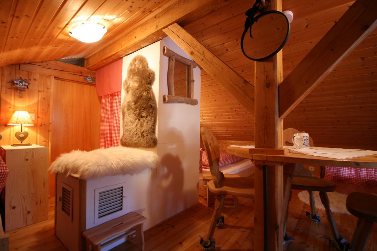 Mein Chalet ไรท์อิมวิงเคอ ภายนอก รูปภาพ